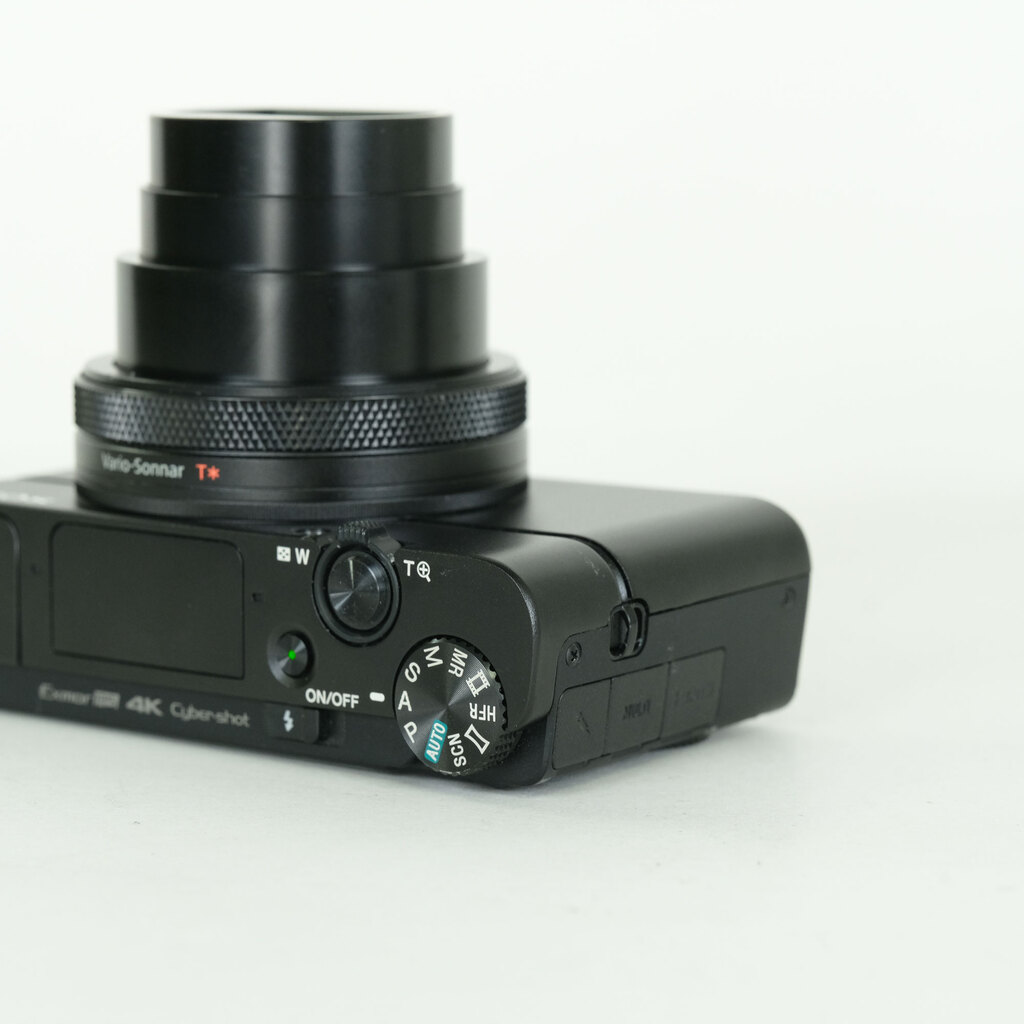 SONY Cyber-shot DSC-RX100M7 SONY Cyber-shot DSC-RX100M7