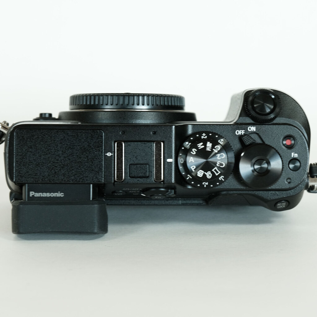 Panasonic LUMIX DMC-GX8 ボディ ブラックの出品 | ONE SCENE（ワン