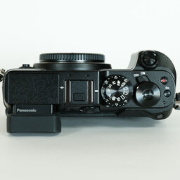 Panasonic LUMIX DMC-GX8 ボディ ブラック