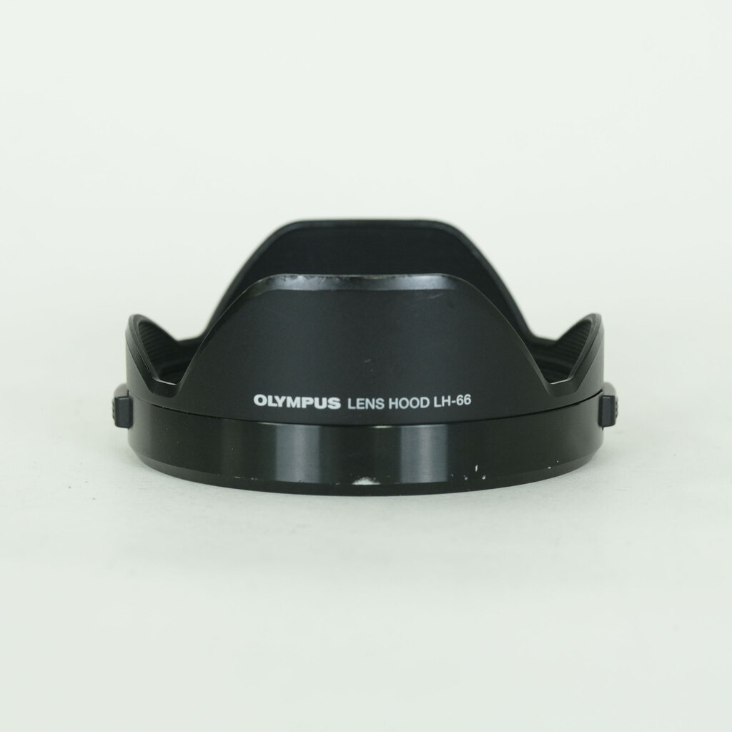 OLYMPUS M.ZUIKO DIGITAL ED 12-40mm F2.8 PRO OLYMPUS M.ZUIKO DIGITAL ED 12-40mm F2.8 PRO