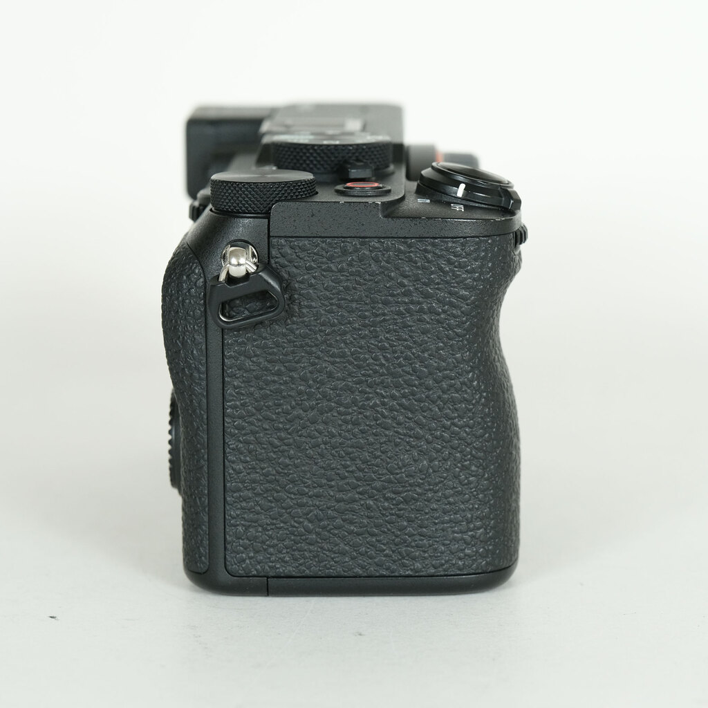 SONY α7C II(ILCE-7CM2) SONY α7C II(ILCE-7CM2)