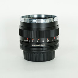 Carl Zeiss Planar T* 50mm F1.4 ZF [ニコンF用]