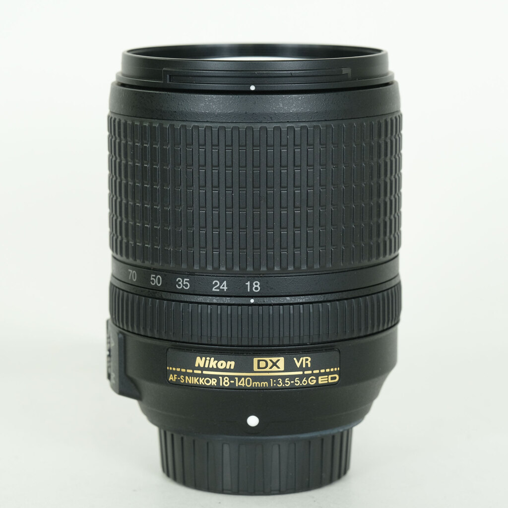 Nikon AF-S DX NIKKOR 18-140mm F3.5-5.6G ED VR