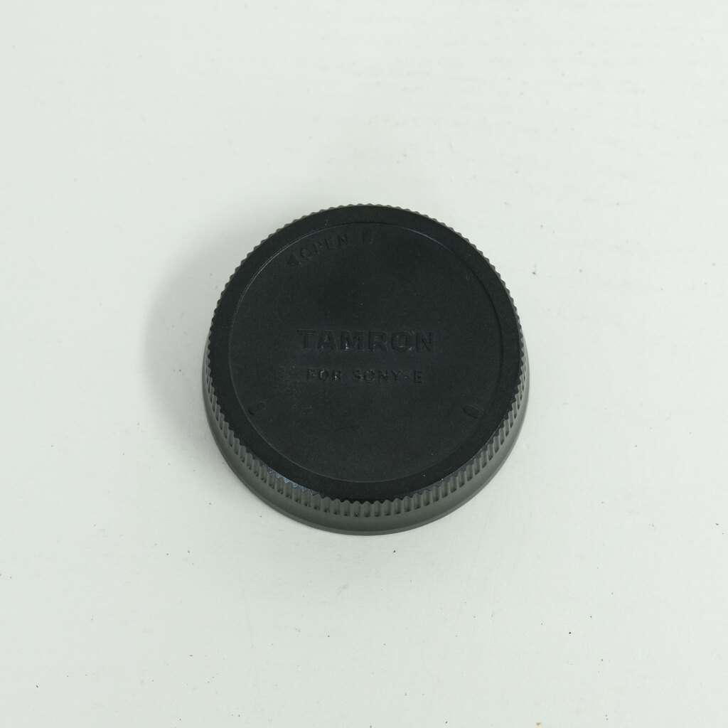 TAMRON 20mm F/2.8 Di III OSD M1:2 (Model F050) [ソニーE用]