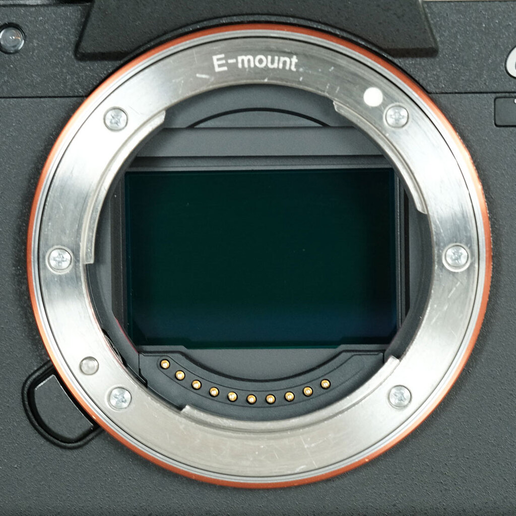 SONY α7RIV ボディ ILCE-7RM4A   【後期モデル 液晶下部にSONYロゴなし】