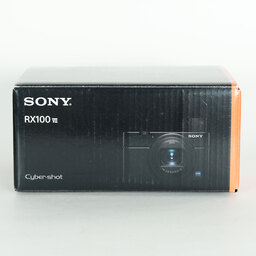 SONY Cyber-shot DSC-RX100M7