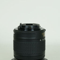 Nikon AF-P DX NIKKOR 10-20mm F4.5-5.6G VR Nikon AF-P DX NIKKOR 10-20mm F4.5-5.6G VR