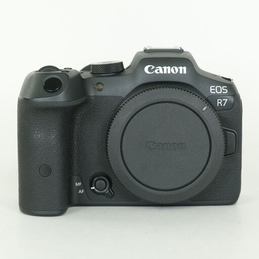 Canon EOS R7
