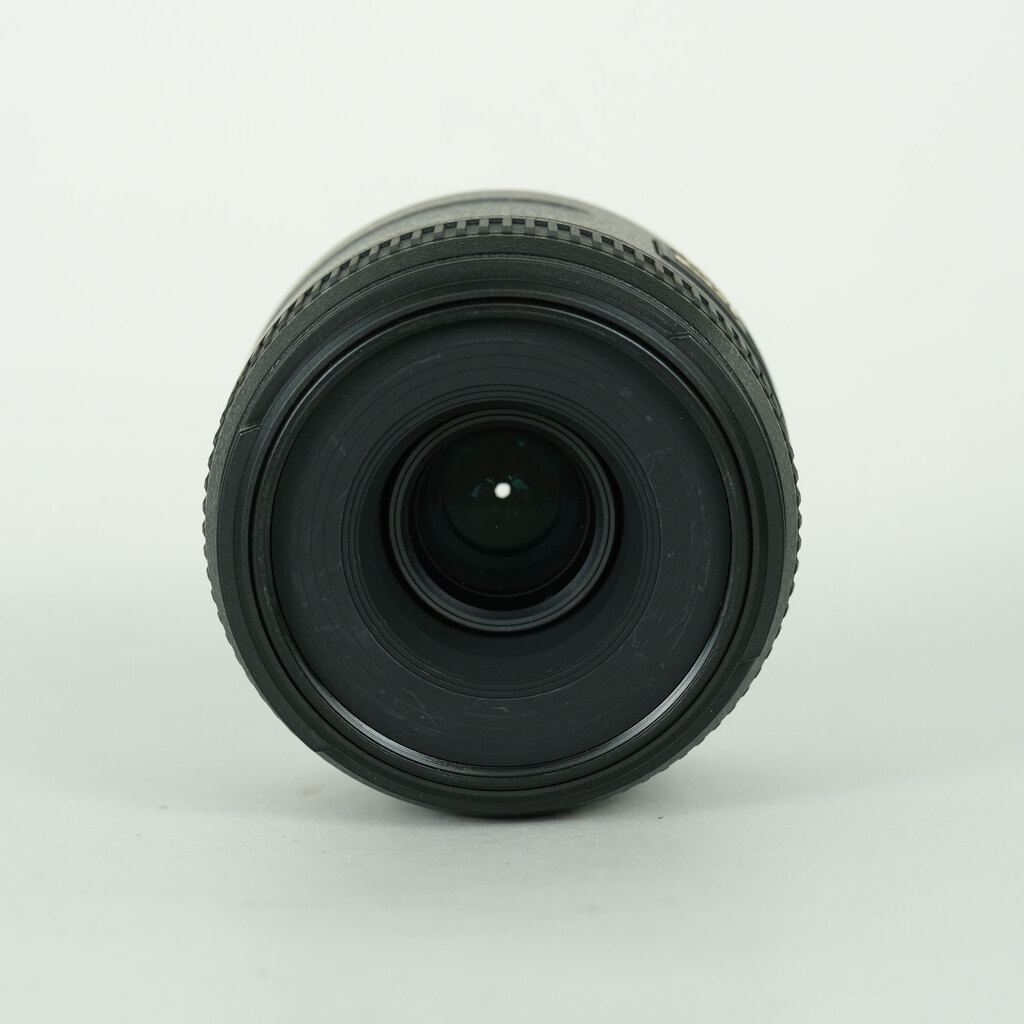 Nikon AF-S DX Micro NIKKOR 40mm f/2.8Gの出品 | ONE SCENE（ワンシーン）