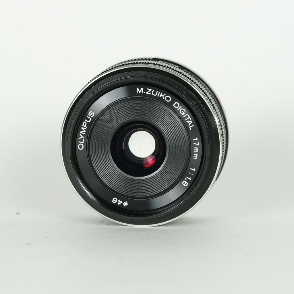 OLYMPUS M.ZUIKO DIGITAL 17mm F1.8