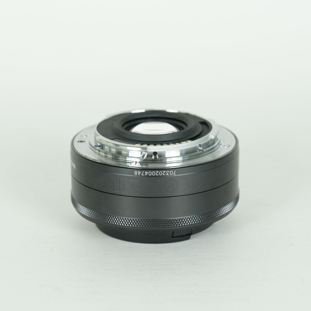 Canon EF-M22mm F2 STM