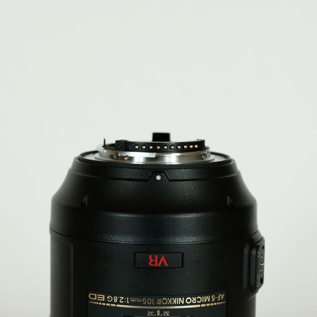 Nikon AF-S VR Micro-Nikkor 105mm f/2.8G IF-ED
