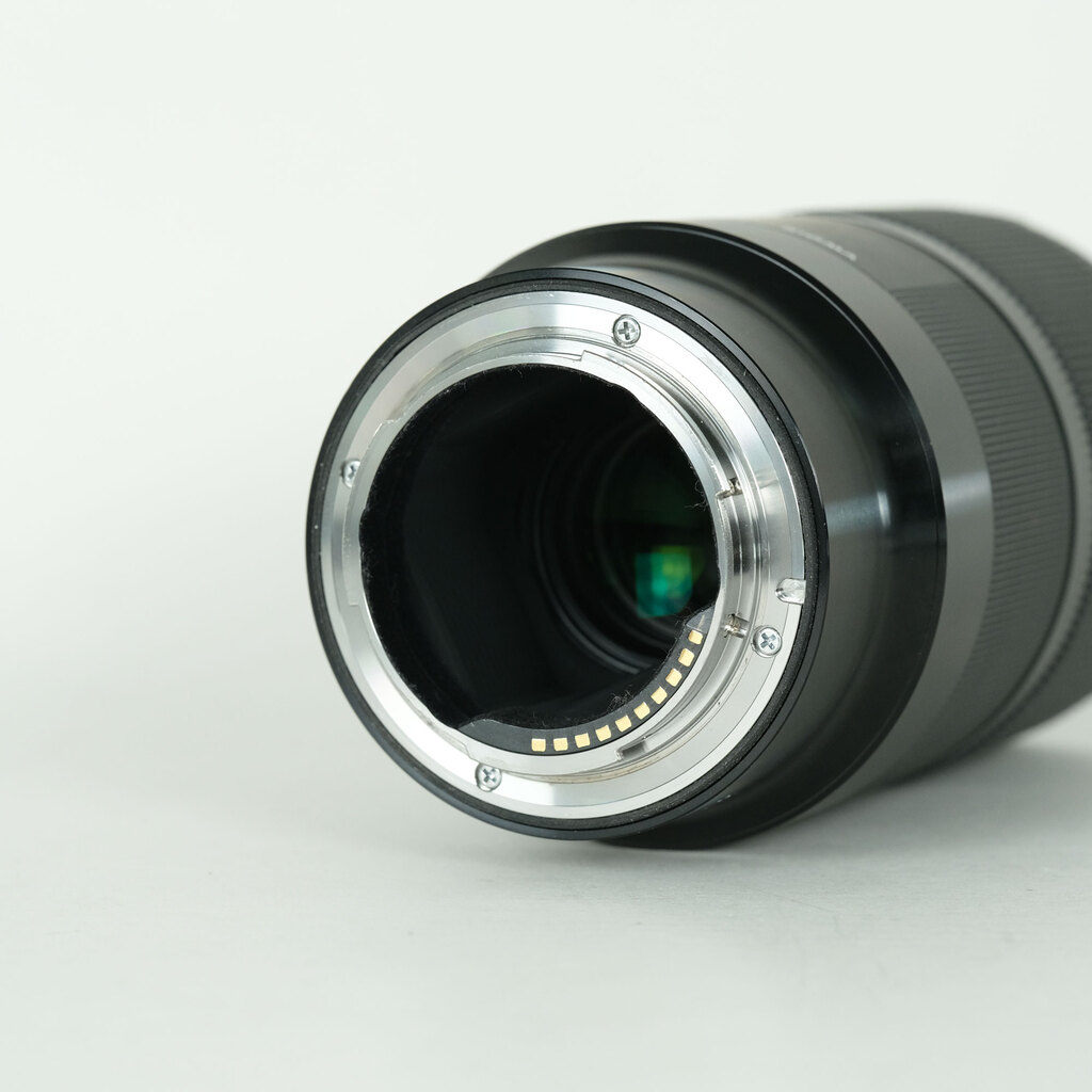 SIGMA 70mm F2.8 DG MACRO｜Art [ソニーE用]の出品 | ONE SCENE（ワン