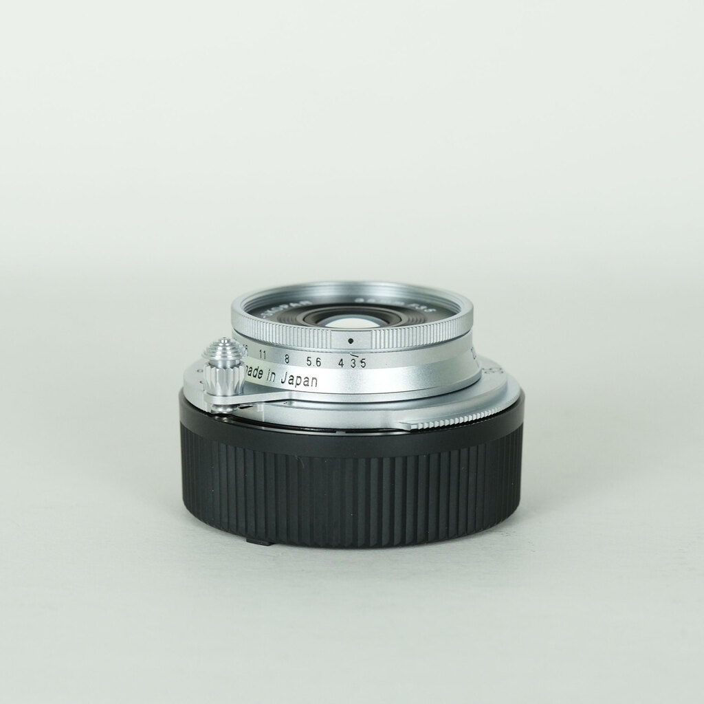 コシナ フォクトレンダー COLOR-SKOPAR 35mm F3.5 Aspherical VM シルバー コシナ フォクトレンダー COLOR-SKOPAR 35mm F3.5 Aspherical VM シルバー