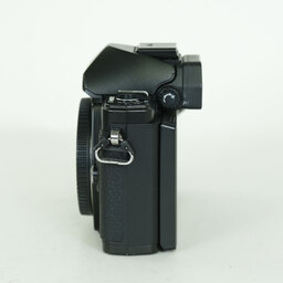 OLYMPUS OM-D E-M10 Mark II