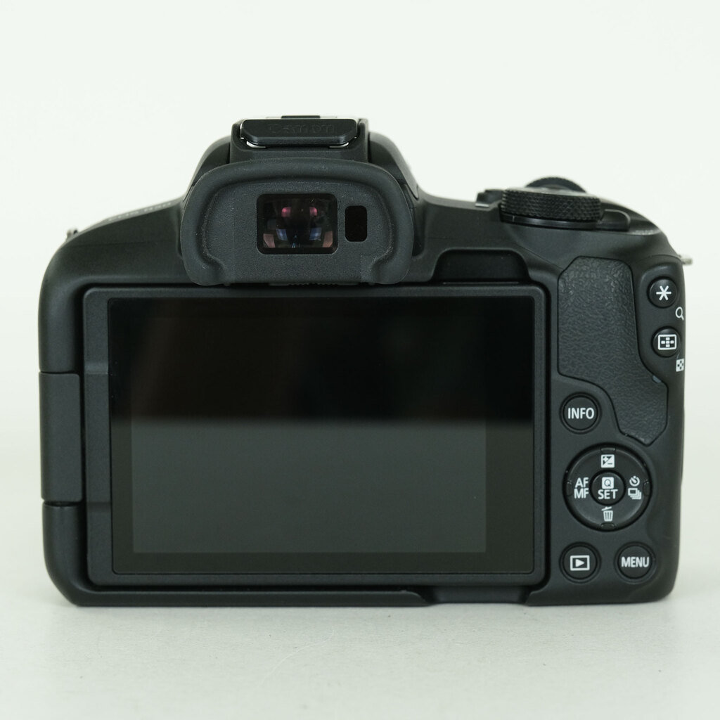 Canon EOS R50