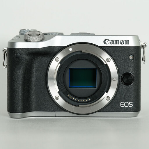 Canon EOS M6