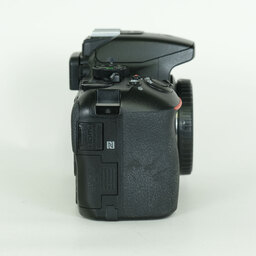 Nikon D5600