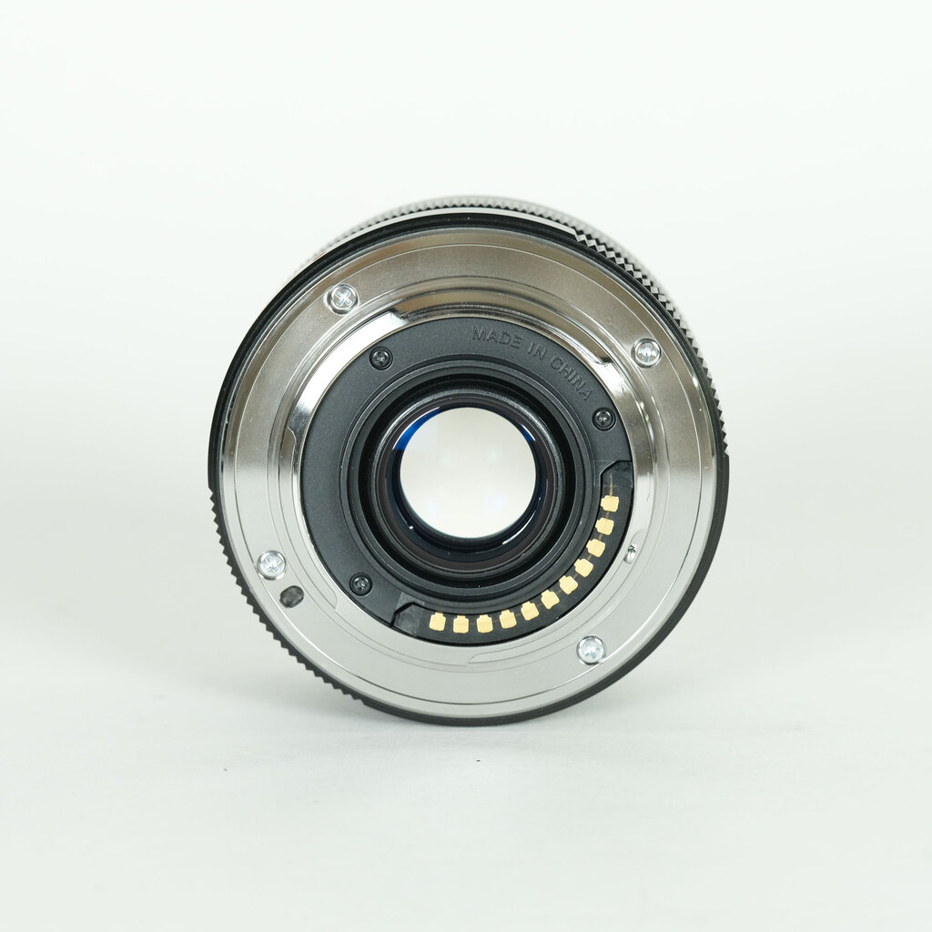 OLYMPUS M.ZUIKO DIGITAL 17mm F1.8 OLYMPUS M.ZUIKO DIGITAL 17mm F1.8