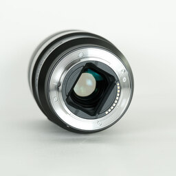 SONY FE 90mm F2.8 Macro G OSS SEL90M28G