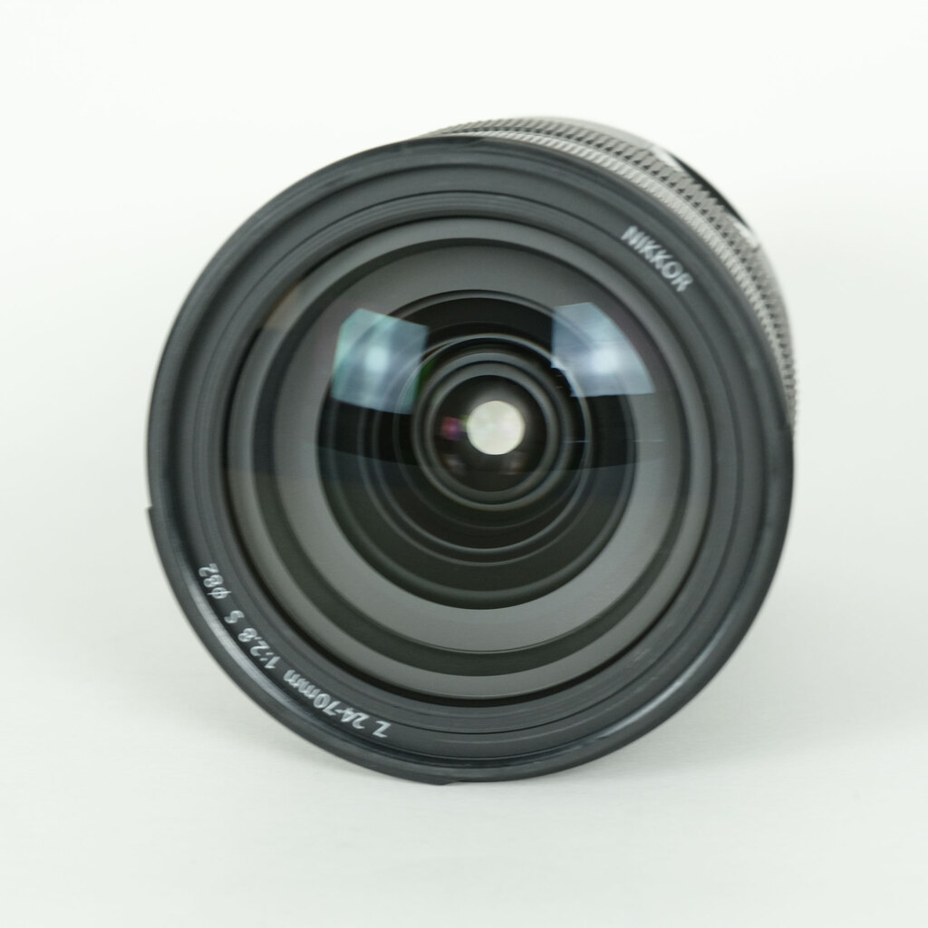 Nikon NIKKOR Z 24-70mm f/2.8 Sの出品 | ONE SCENE（ワンシーン）