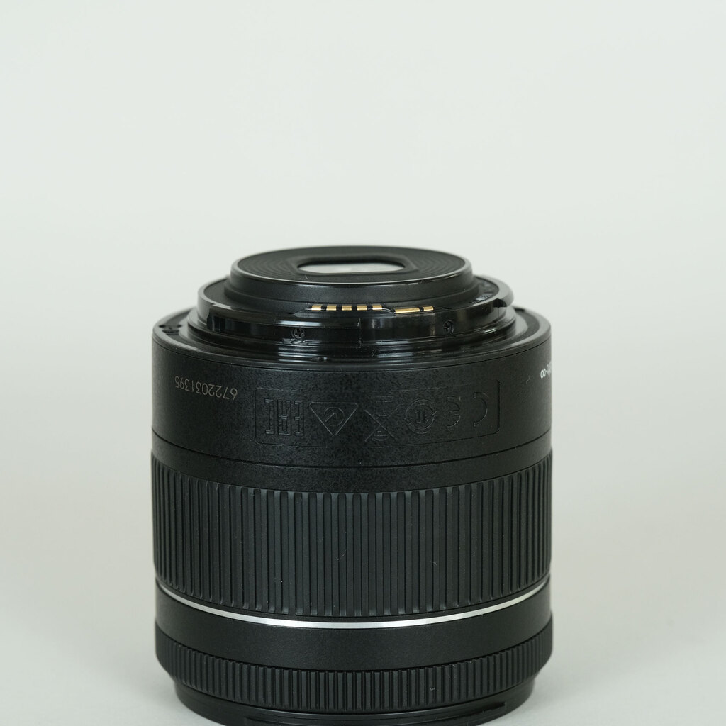 Canon EF-S18-55mm F4-5.6 IS STM