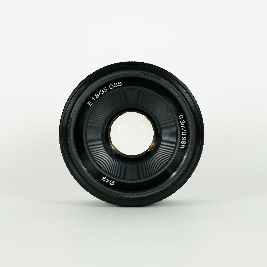 SONY E 35mm F1.8 OSS SEL35F18
