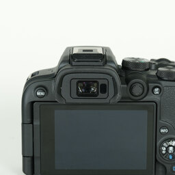 Canon EOS R10