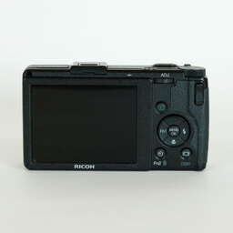 RICOH GR DIGITAL IV