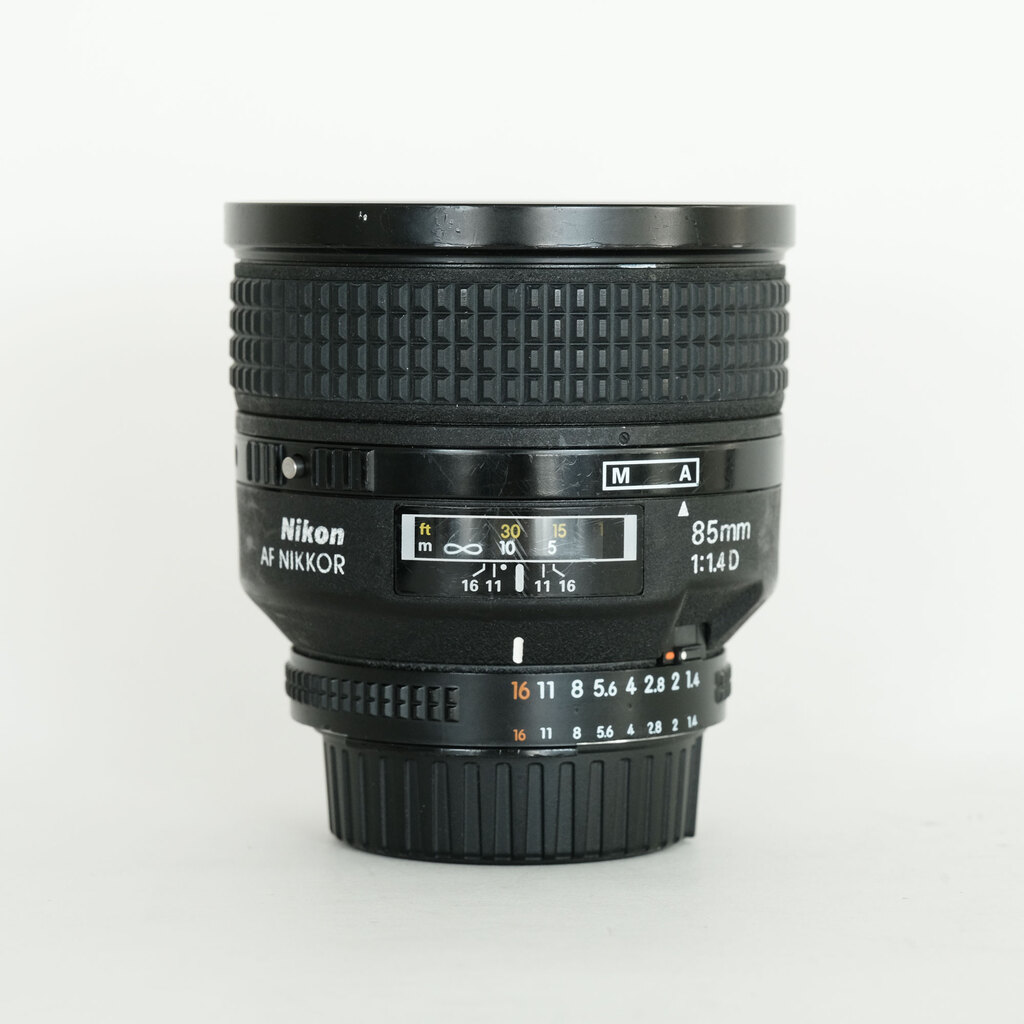 Nikon Ai AF Nikkor 85mm F1.4D IF
