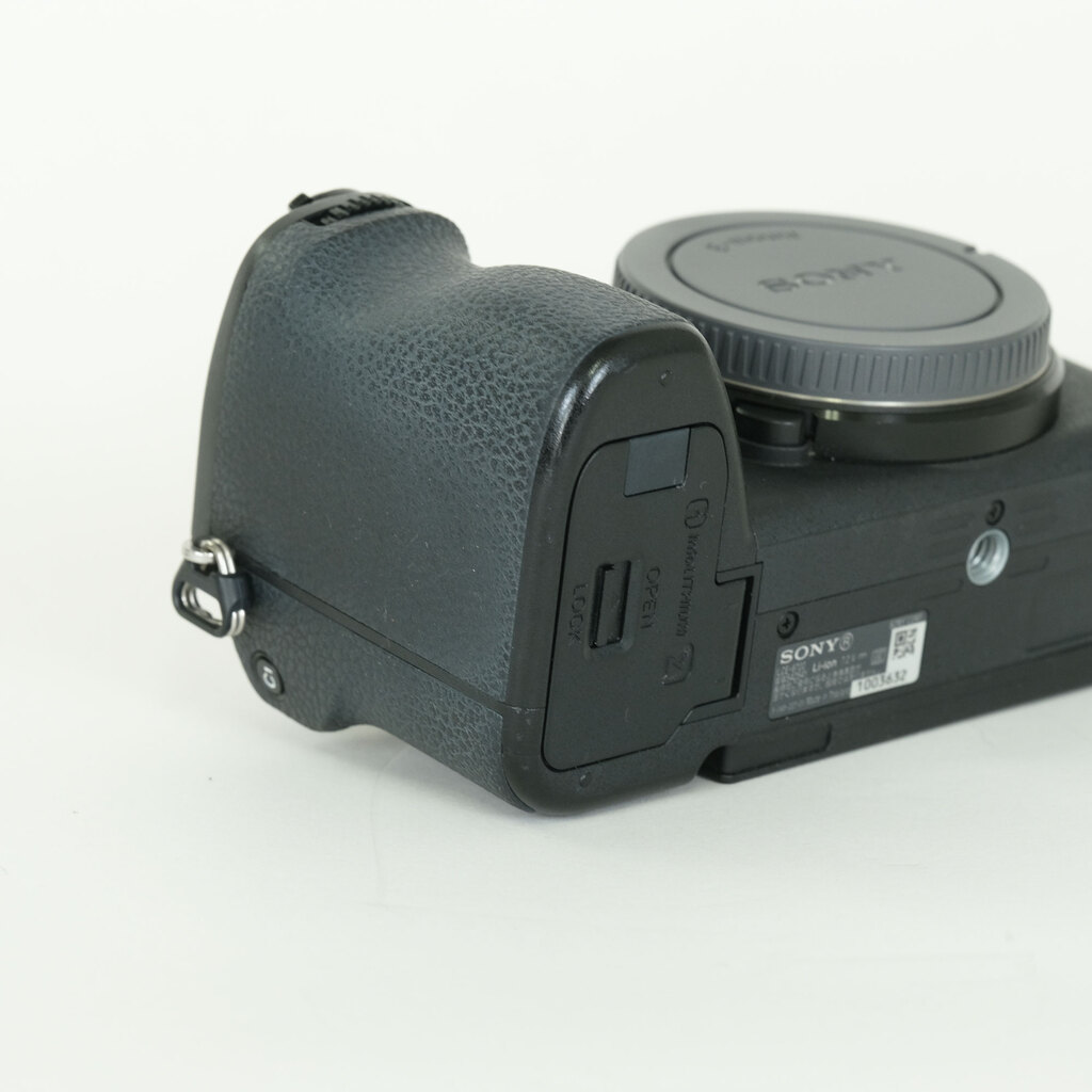 SONY α6700（ILCE-6700）