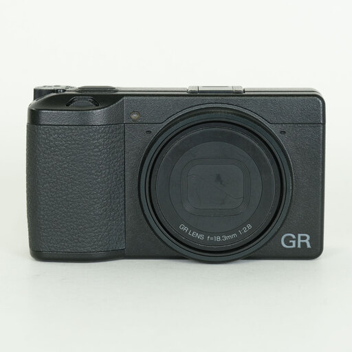RICOH GR III