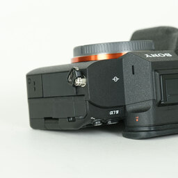 SONY α7 IV(ILCE-7M4) SONY α7 IV(ILCE-7M4)