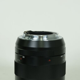コシナ ツァイス Makro Planar T*2/100mm ZE