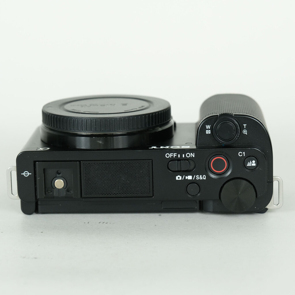 SONY VLOGCAM ZV-E10