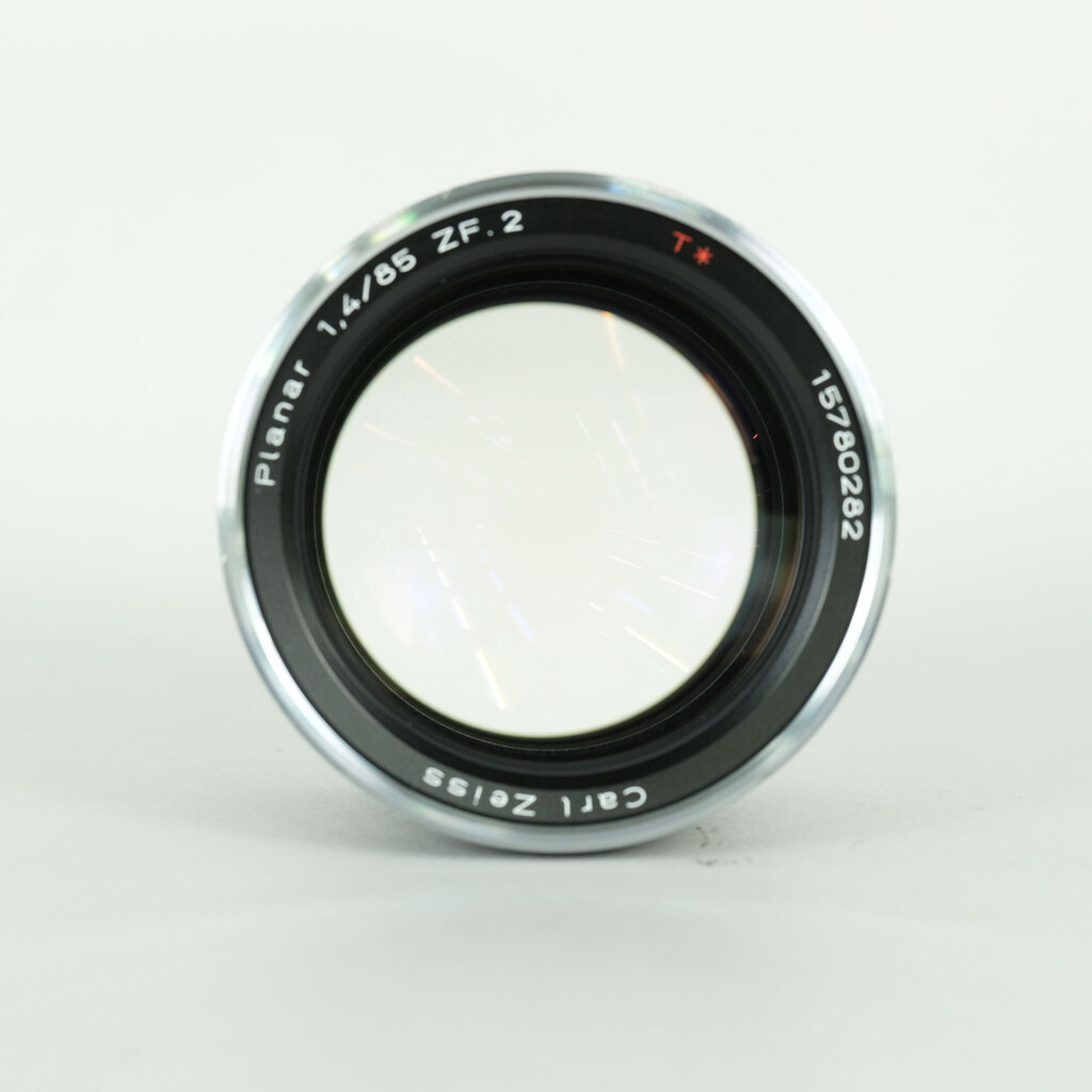 Carl Zeiss Planar T* 85mm F1.4 ZF.2 [ニコンF用]の出品 | ONE SCENE