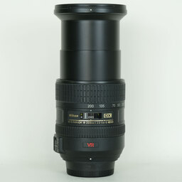 Nikon AF-S DX VR Zoom-Nikkor 18-200mm F3.5-5.6G IF-ED