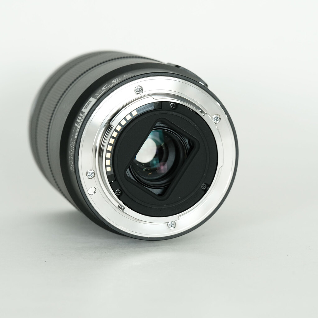 SONY E 18-135mm F3.5-5.6 OSS SEL18135