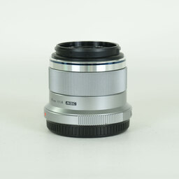 OLYMPUS M.ZUIKO DIGITAL 45mm F1.8