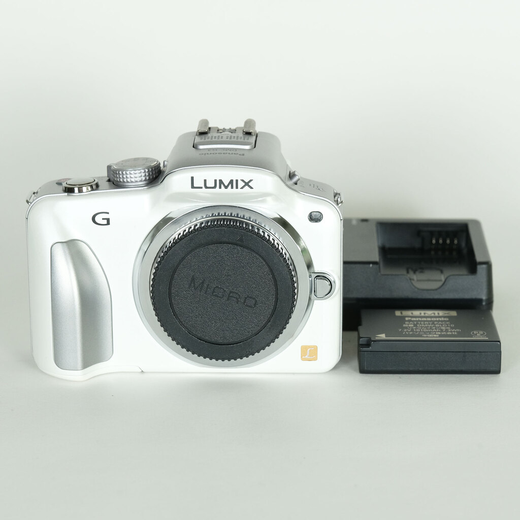 Panasonic LUMIX DMC-G3-W ボディ シェルホワイト