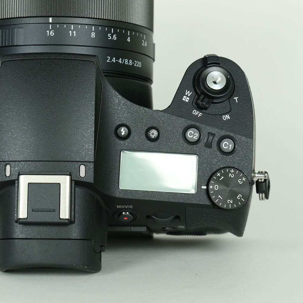 SONY Cyber-shot DSC-RX10M4の出品 | ONE SCENE（ワンシーン）