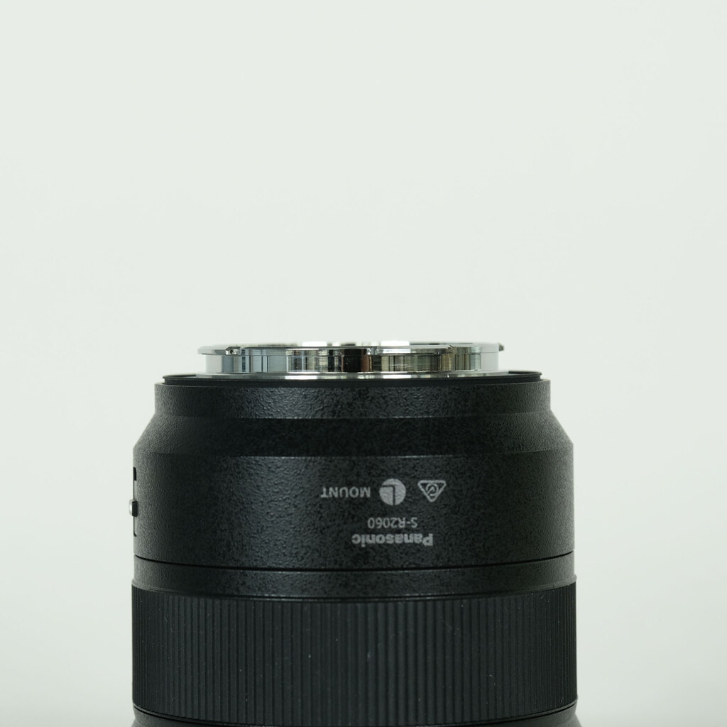 Panasonic LUMIX S 20-60mm F3.5-5.6の出品 | ONE SCENE（ワンシーン）