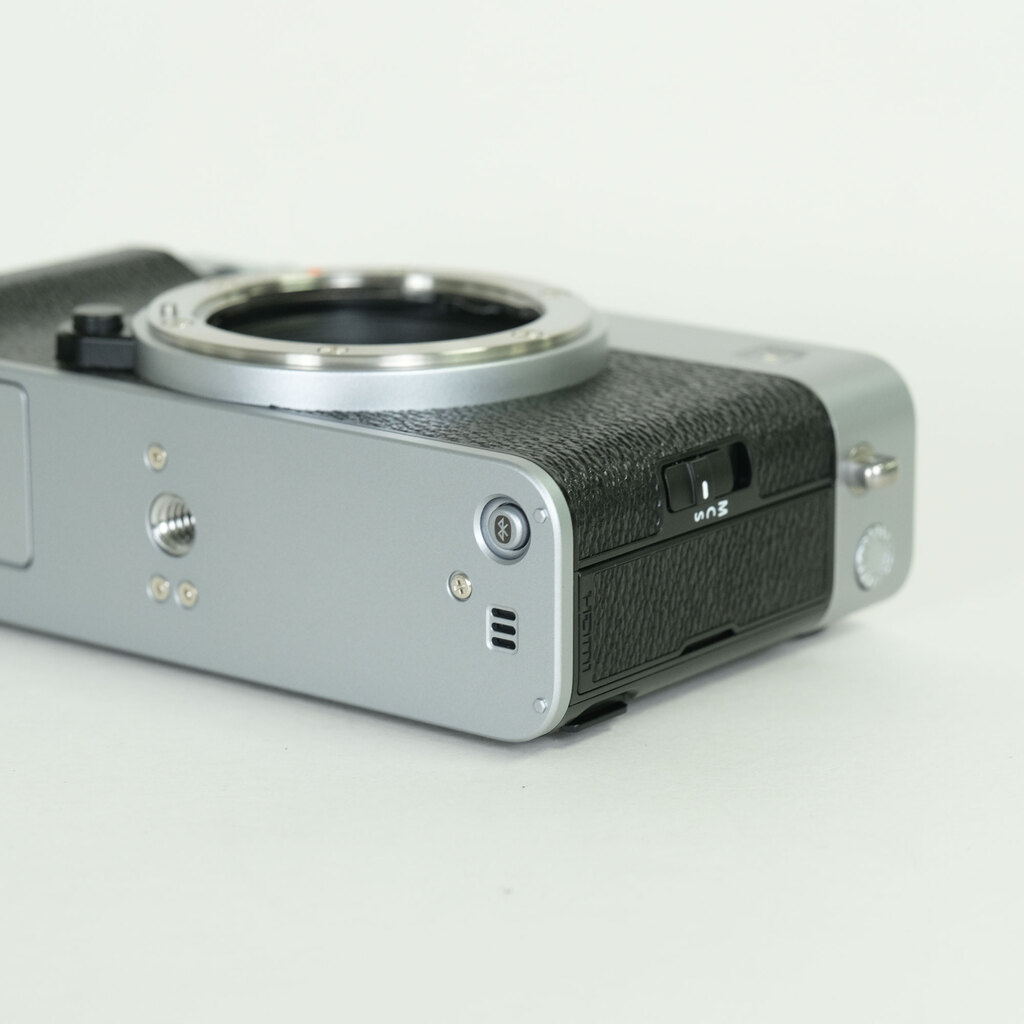 FUJIFILM X-E5