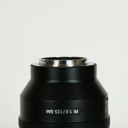 SONY FE 135mm F1.8 GM SEL135F18GM