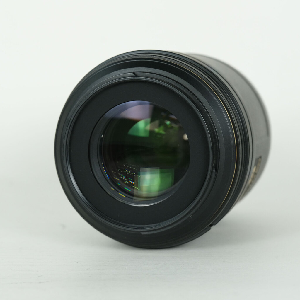 Nikon AF-S VR Micro-Nikkor 105mm f/2.8G IF-ED