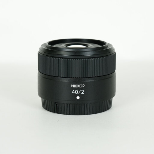 Nikon NIKKOR Z 40mm f/2 Nikon NIKKOR Z 40mm f/2