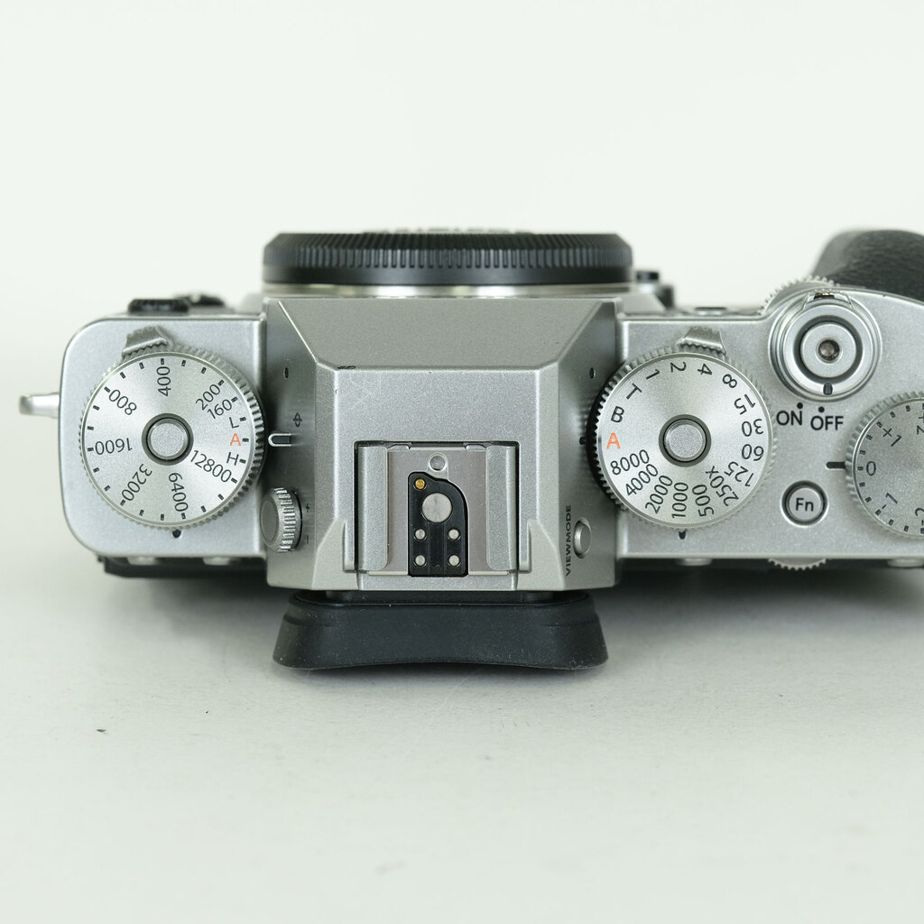 FUJIFILM X-T3 FUJIFILM X-T3