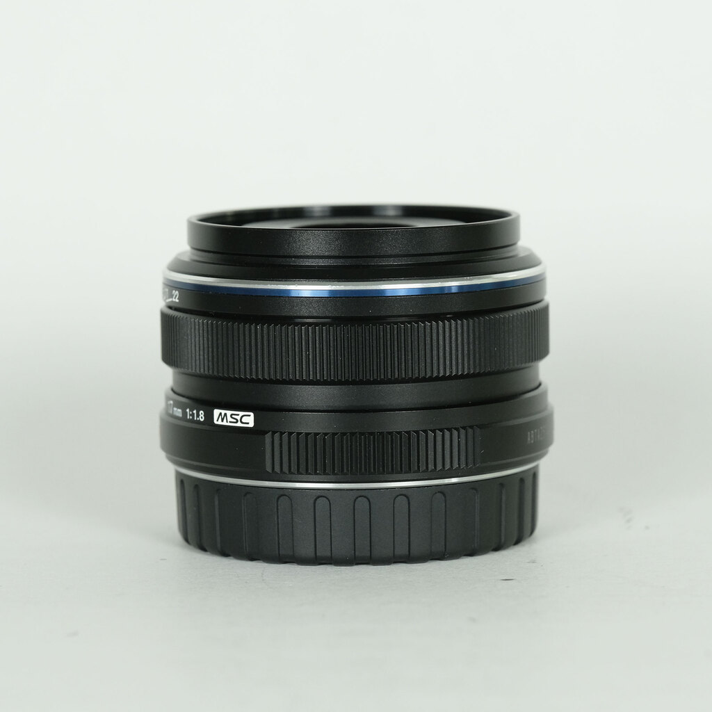 OLYMPUS M.ZUIKO DIGITAL 17mm F1.8