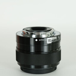 SONY E 35mm F1.8 OSS SEL35F18