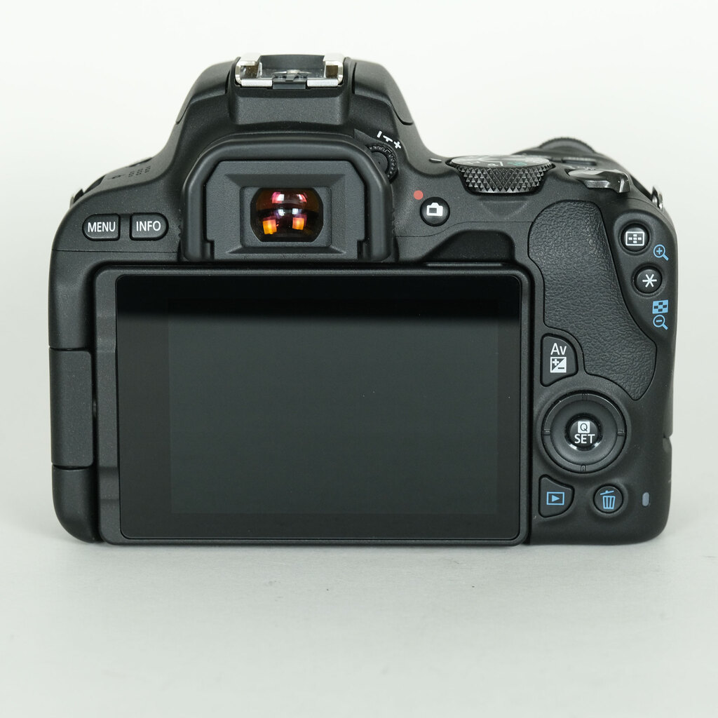 Canon EOS Kiss X9